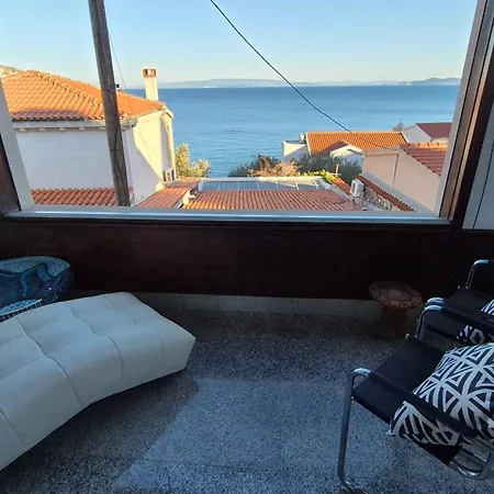 House Bellavista With Hot Pool Апартаменты *