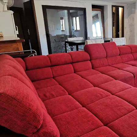 Апартаменты House Bellavista With Hot Pool *