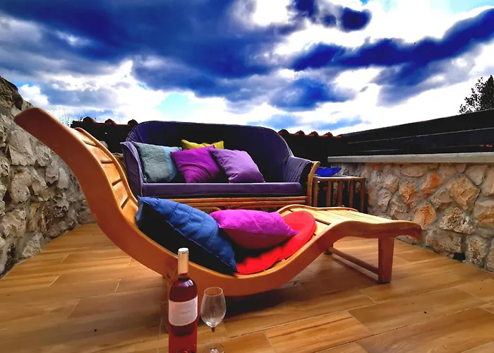 House Bellavista With Hot Pool Daire Trogir