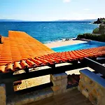 House Bellavista With Hot Pool Apartmán *