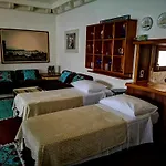 House Bellavista With Hot Pool Apartmán