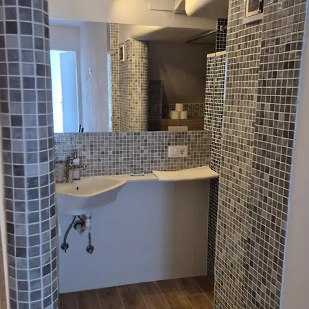 House Bellavista With Hot Pool * Trogir