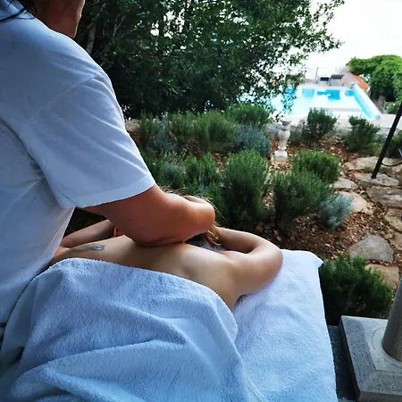 House Bellavista With Hot Pool 公寓