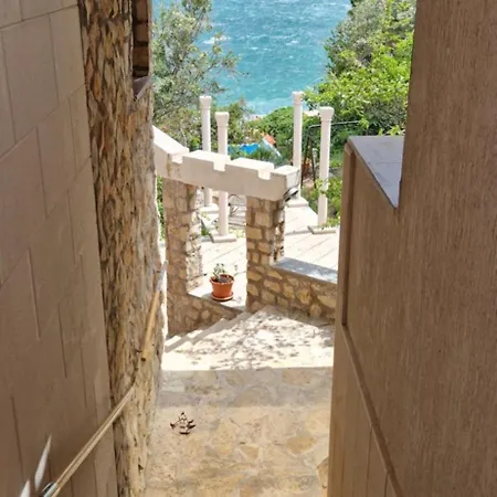 Daire House Bellavista With Hot Pool Trogir