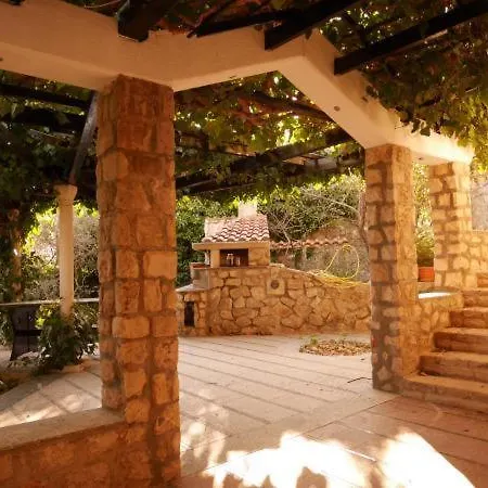 House Bellavista With Hot Pool * Trogir