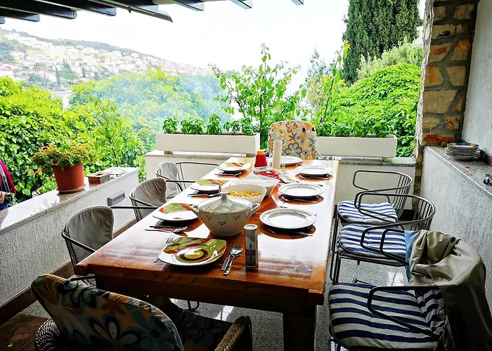 Appartement House Bellavista With Hot Pool Trogir