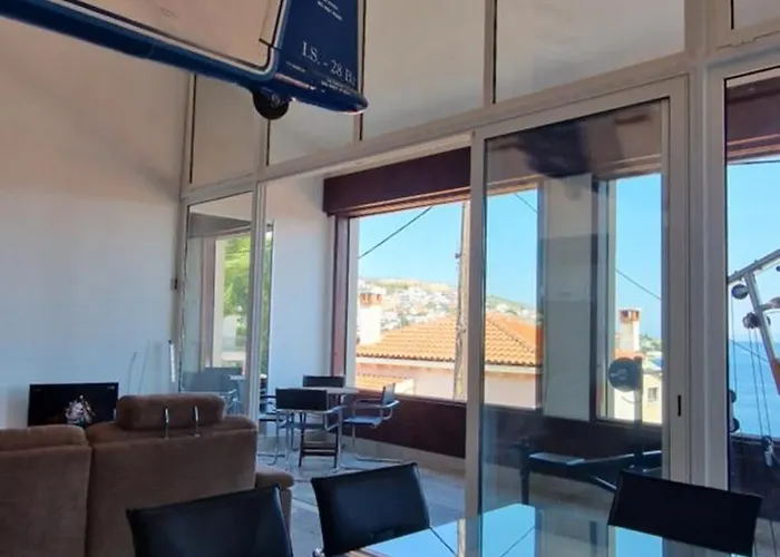 House Bellavista With Hot Pool