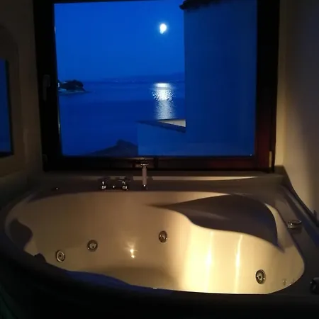 House Bellavista With Hot Pool Апартаменти