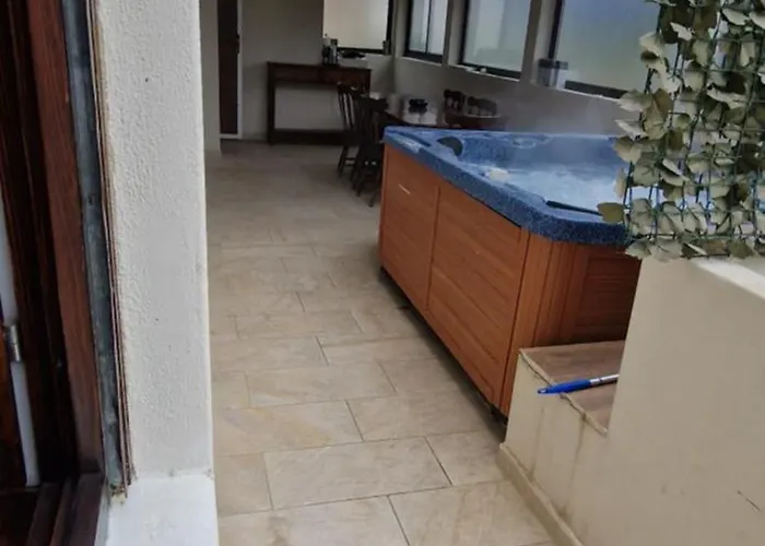 House Bellavista With Hot Pool Appartement *