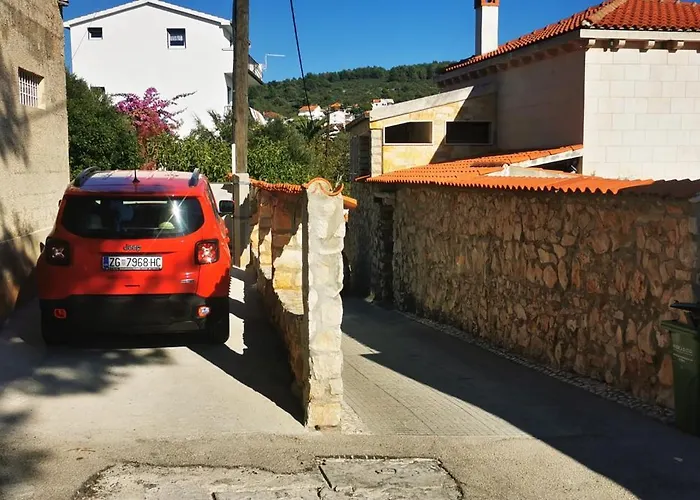 House Bellavista With Hot Pool * Trogir